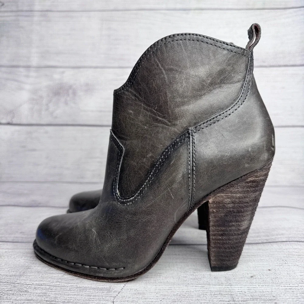 Frye Womens 7.5 M Smoke Grey Leather Western Ankle Booties 3470123-SMK Wood Heel